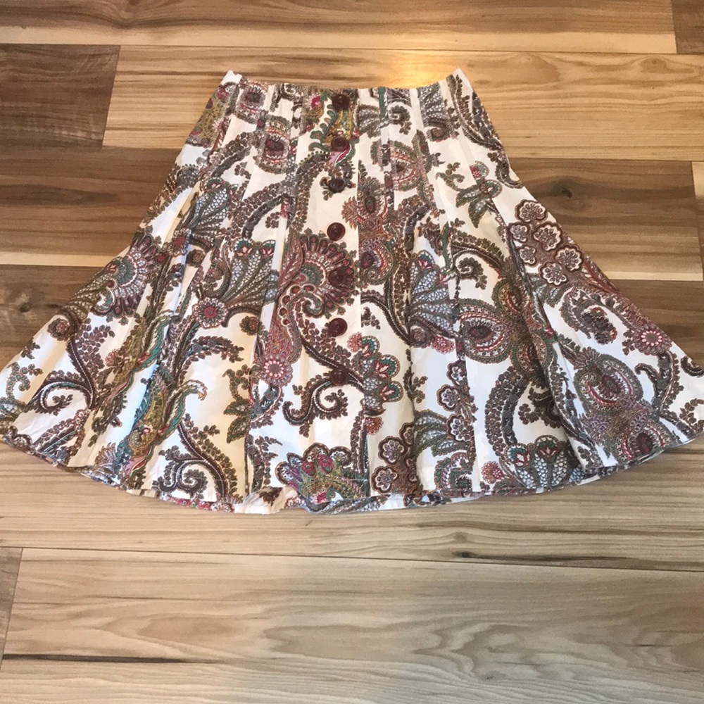 Cabi skirt